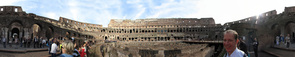 SX31008-20 Pepijn in Colosseum panorama.jpg